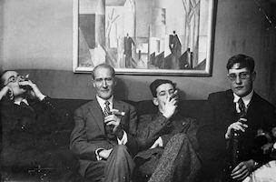 Christmas Cigars: Andreas, Lyonel, Lux and Laurence Feininger